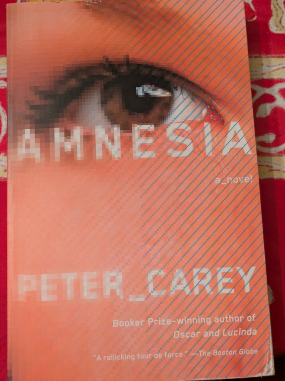 Amnesia, Paperback by Carey, Peter, Like New
